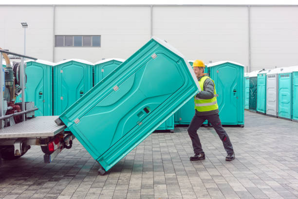 Best Portable bathroom rental  in Willmar, MN